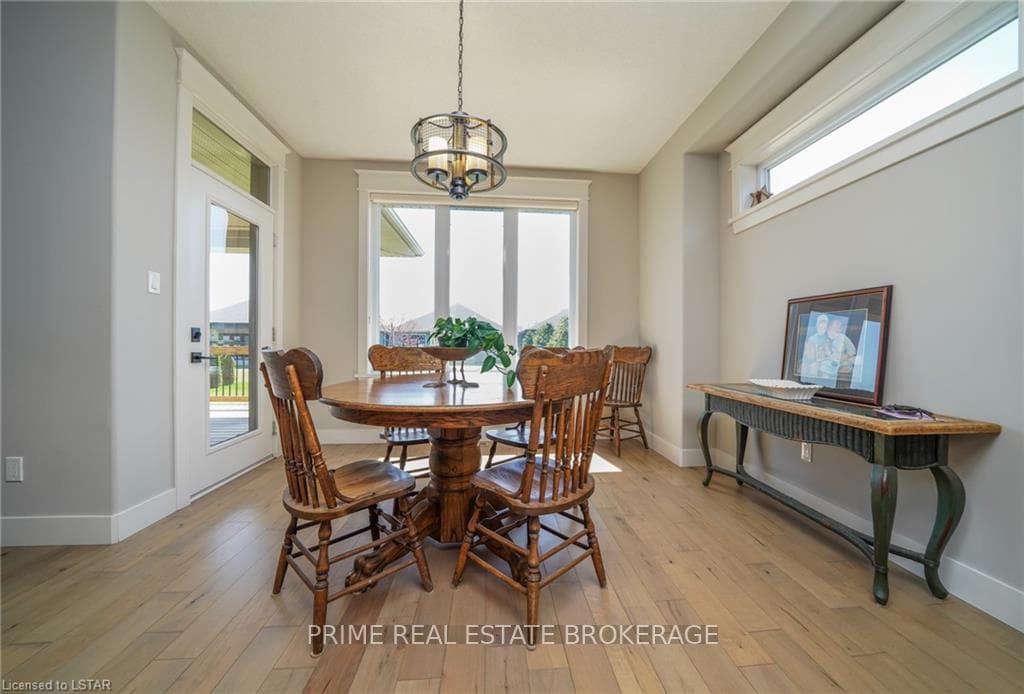 66 DEERFIELD Road photo 27