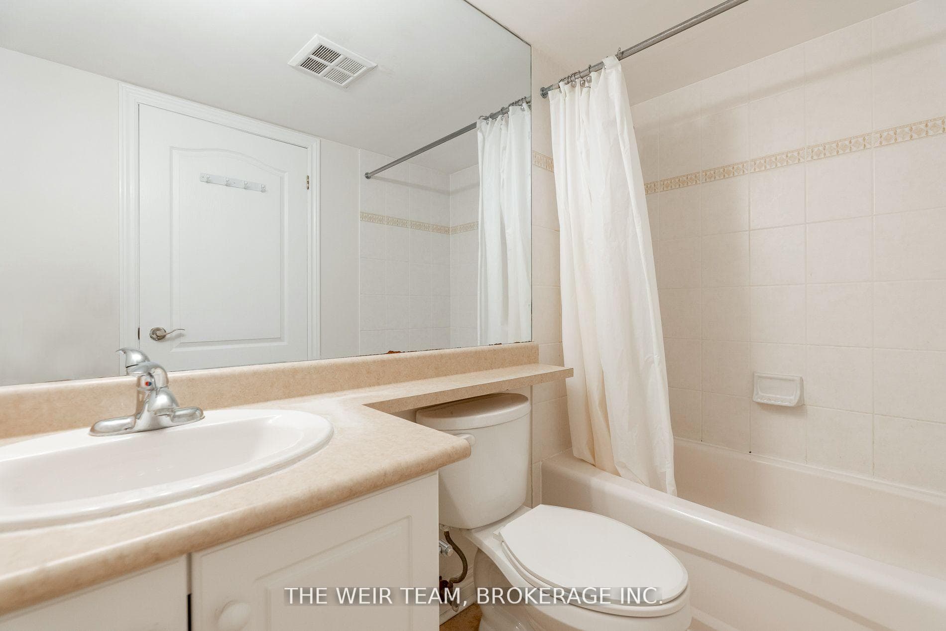 60 Disera Drive Unit 608 photo 17