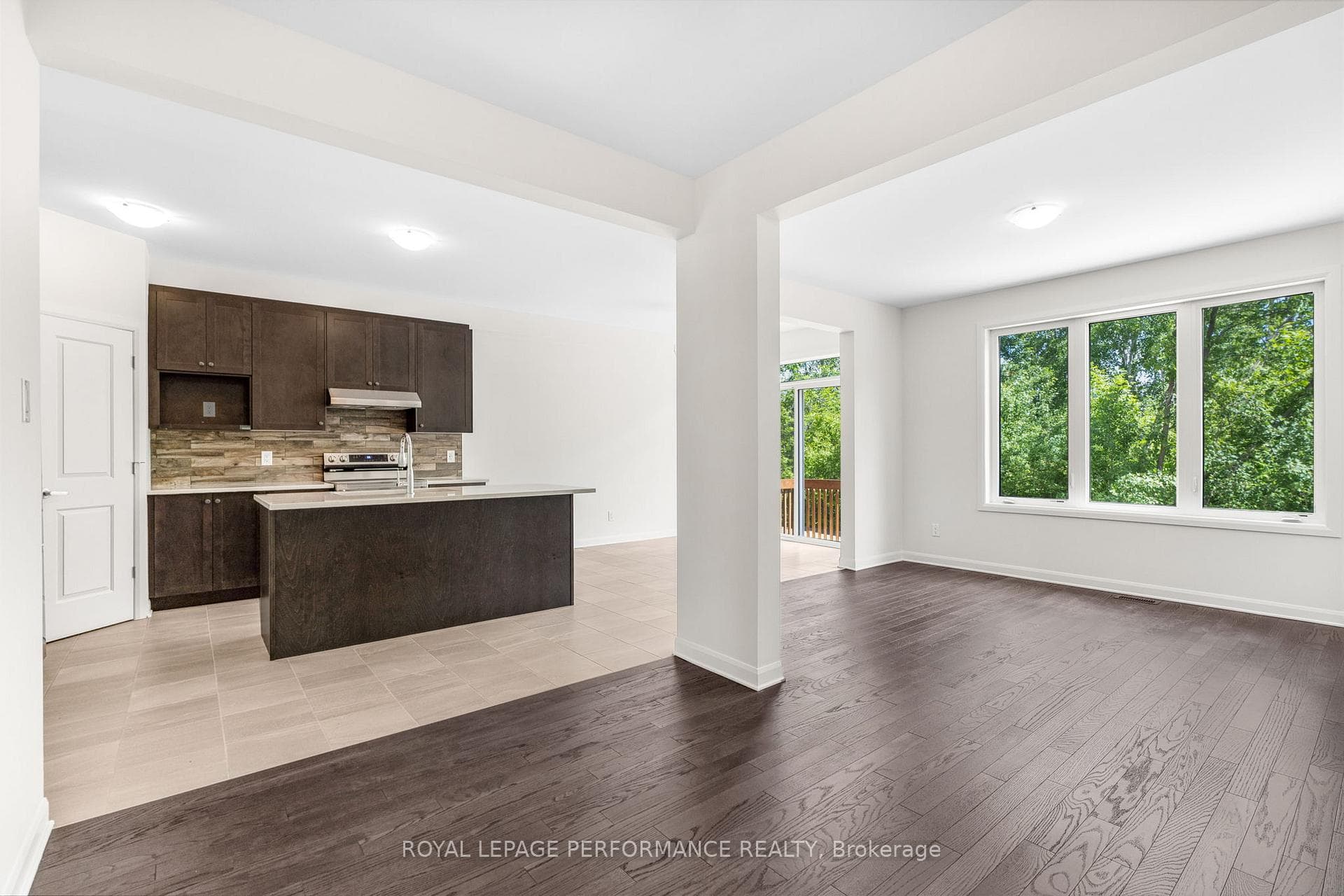 319 ELSIE MACGILL Walk photo 7