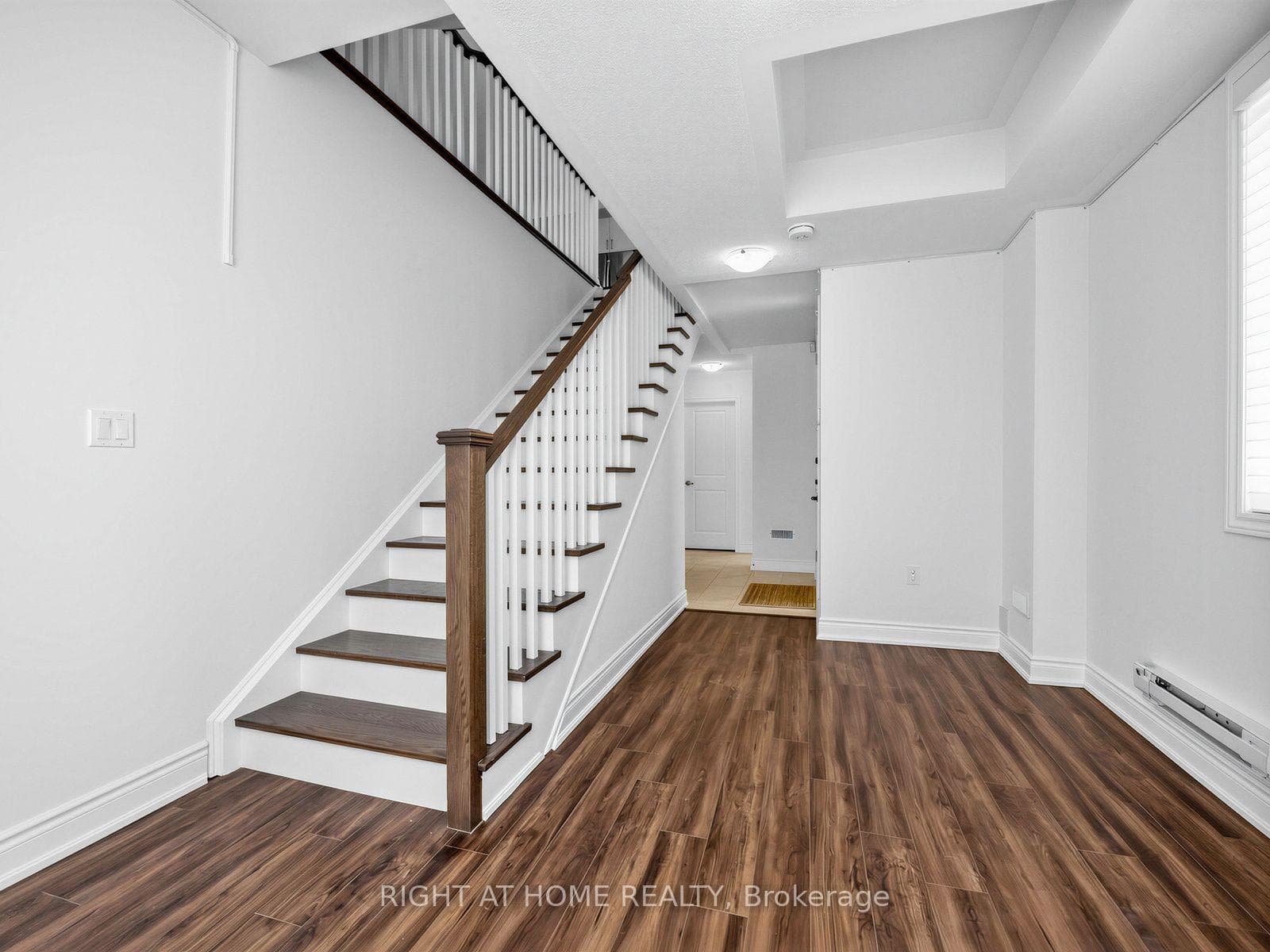 3188 Perkins Way photo 5