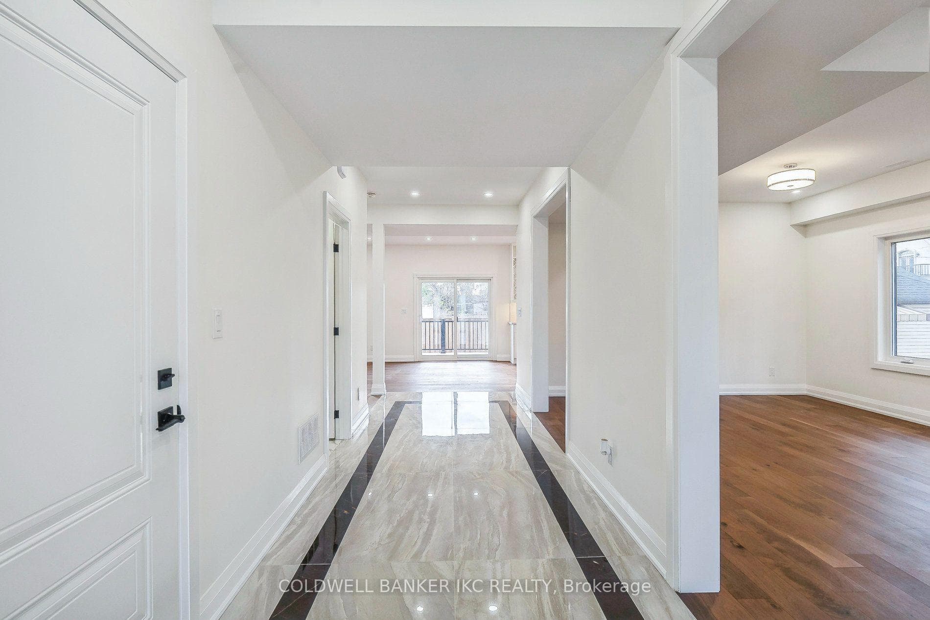 722 Beach Boulevard photo 3