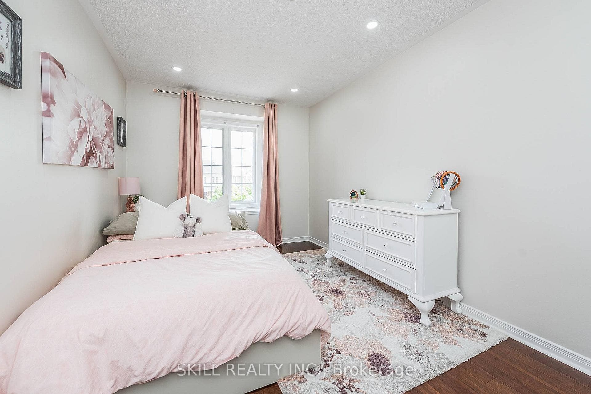46 Frank Johnston Road photo 20