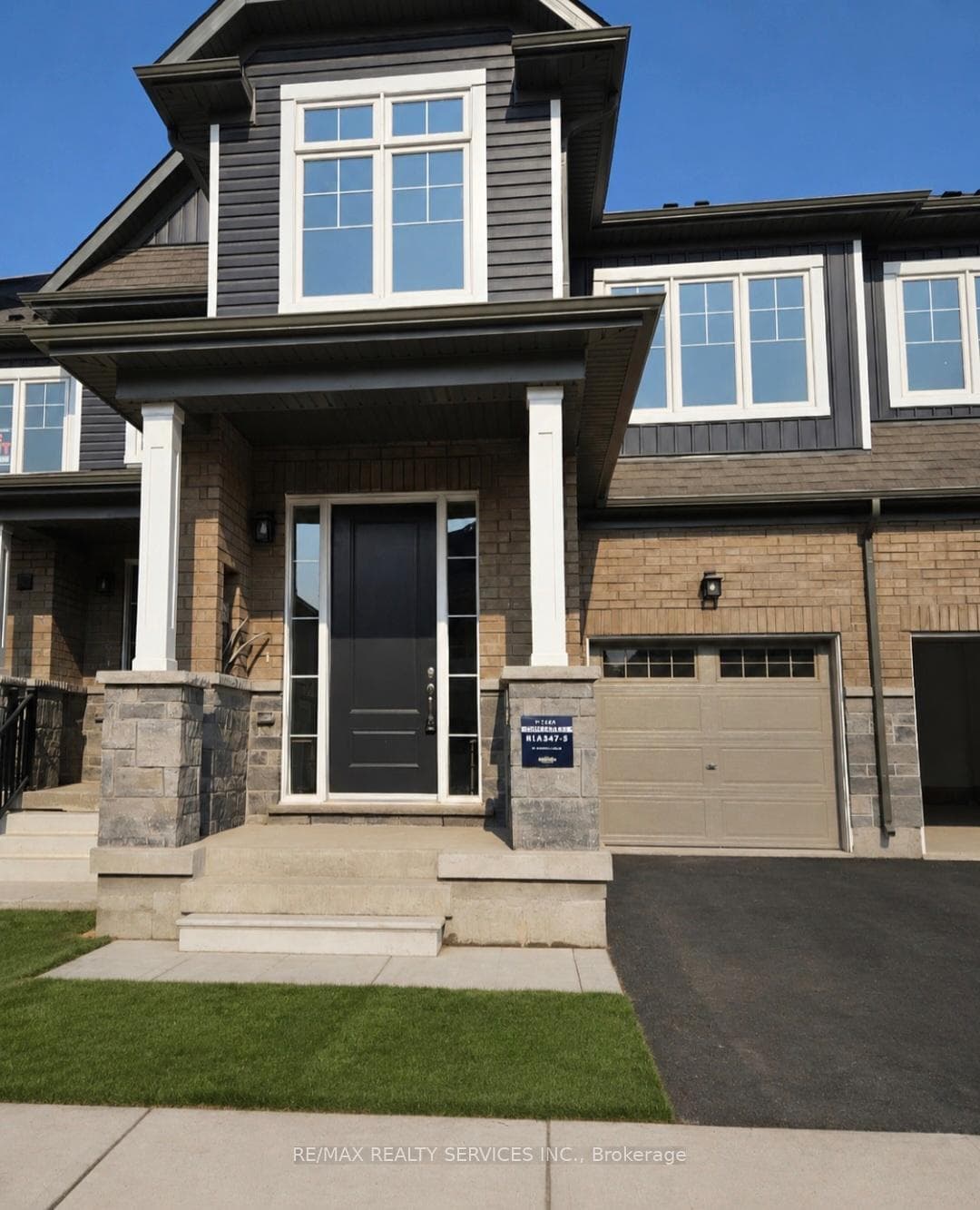 95 Conboy Drive photo 1