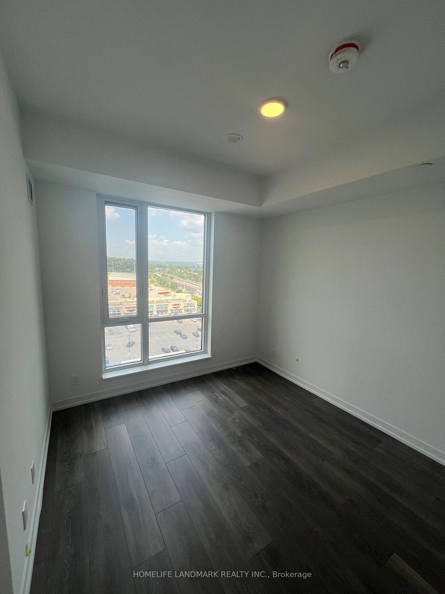 8 Beverley Glen Boulevard Unit 902 photo 11