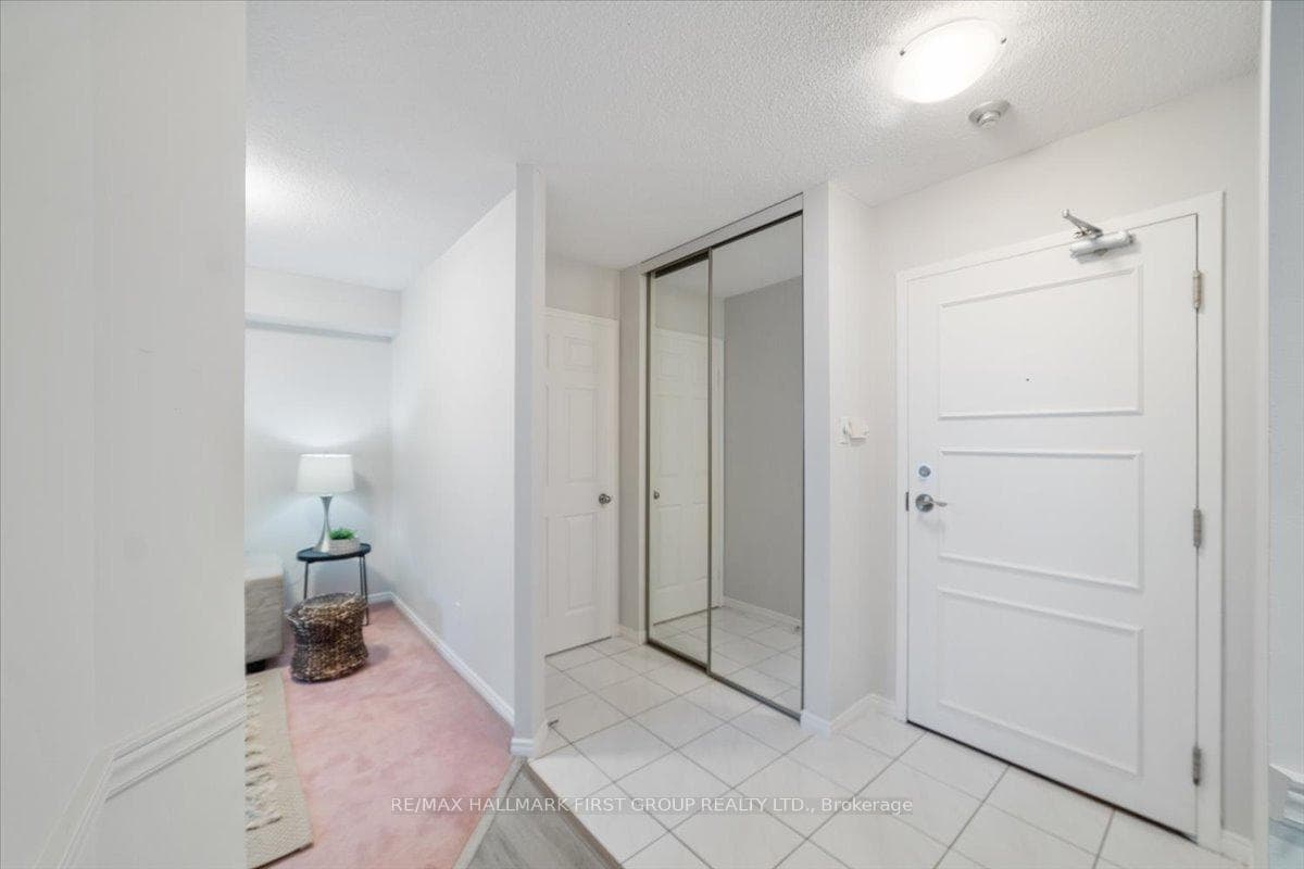 360 Watson Street Unit 504 photo 4