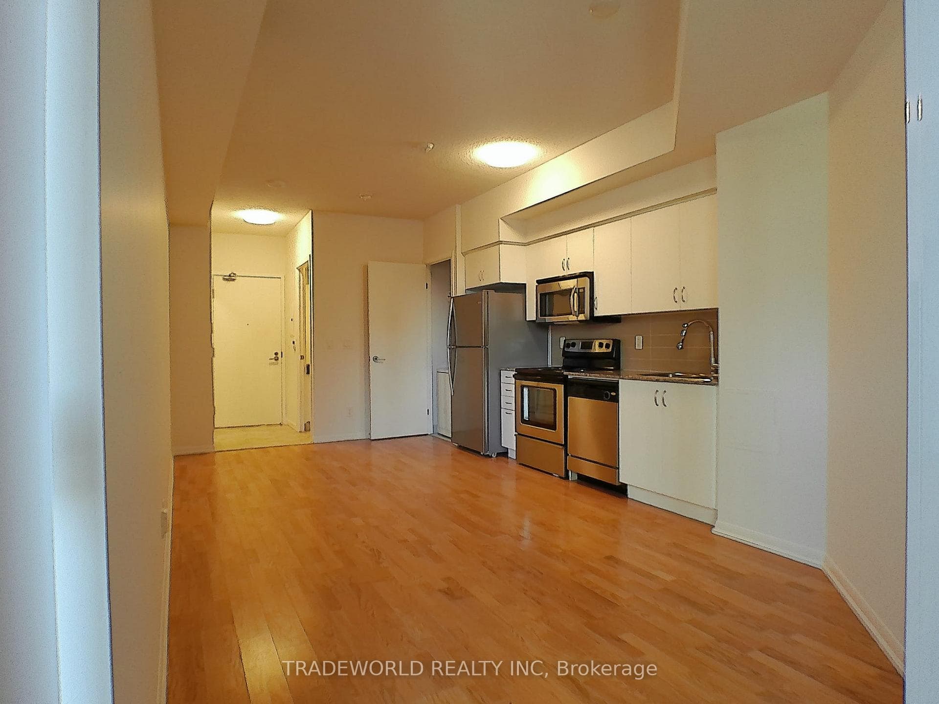209 Fort York Boulevard Unit 358 photo 7