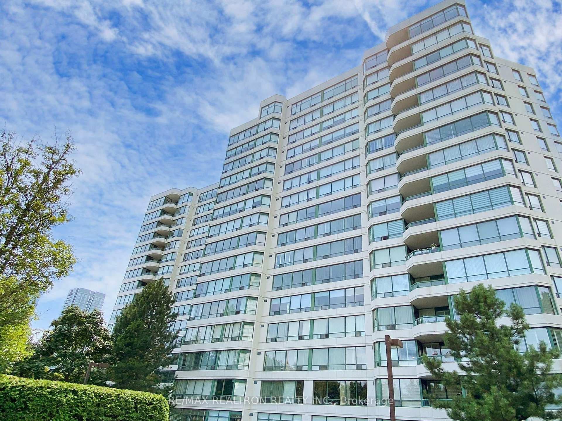 110 Promenade Circle Unit 107 photo 1