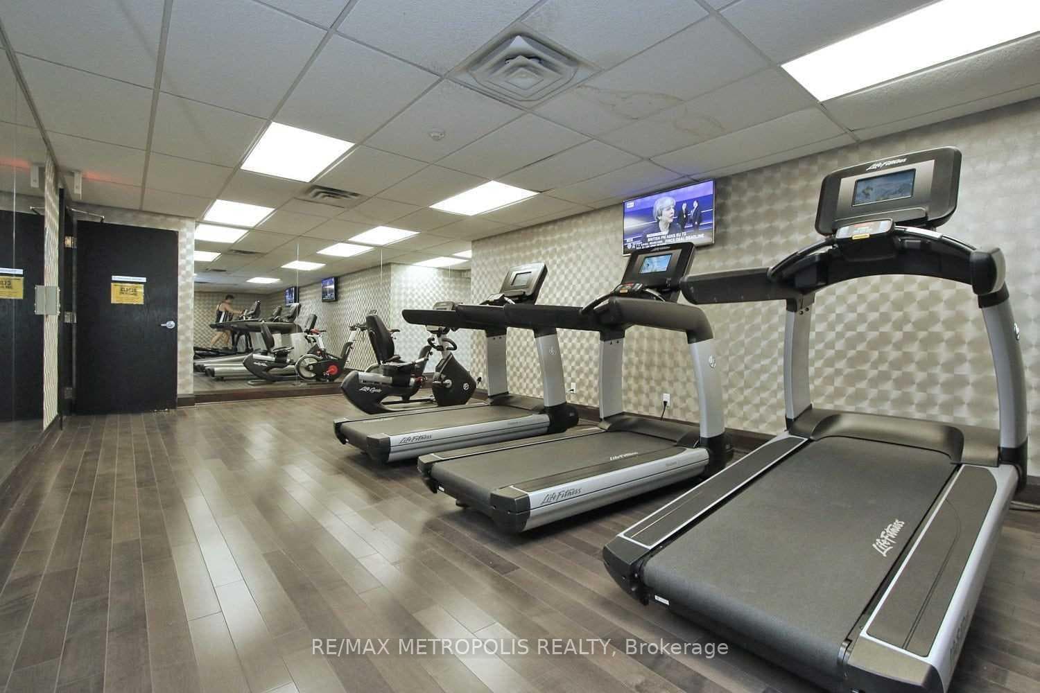 19 Grand Trunk Crescent Unit 815 photo 15