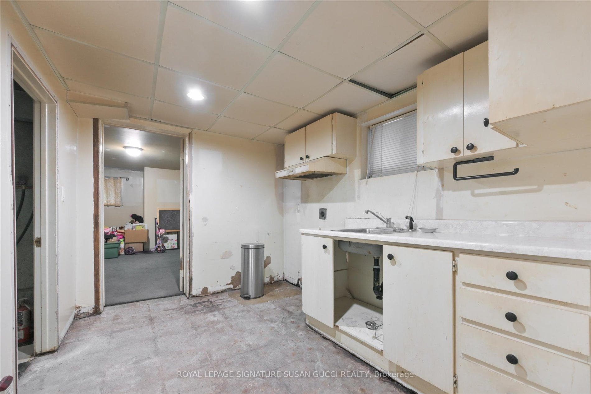 kitchen in basement