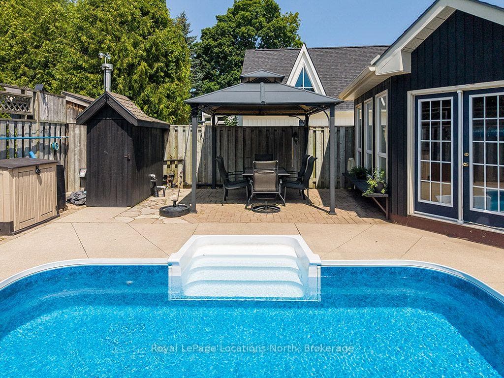 120 Marshall Street photo 31