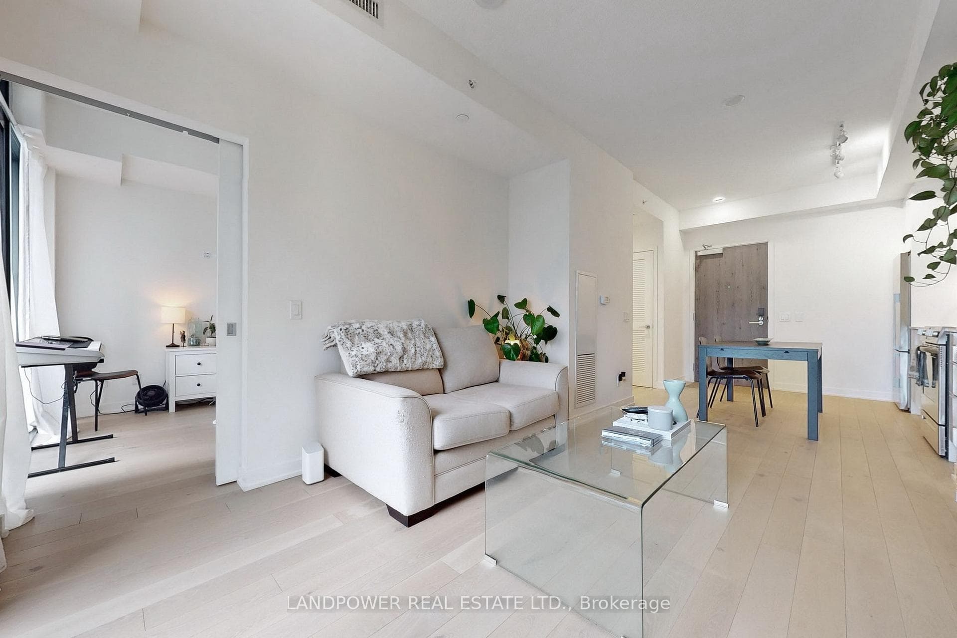 25 Richmond Street Unit 2607 photo 5