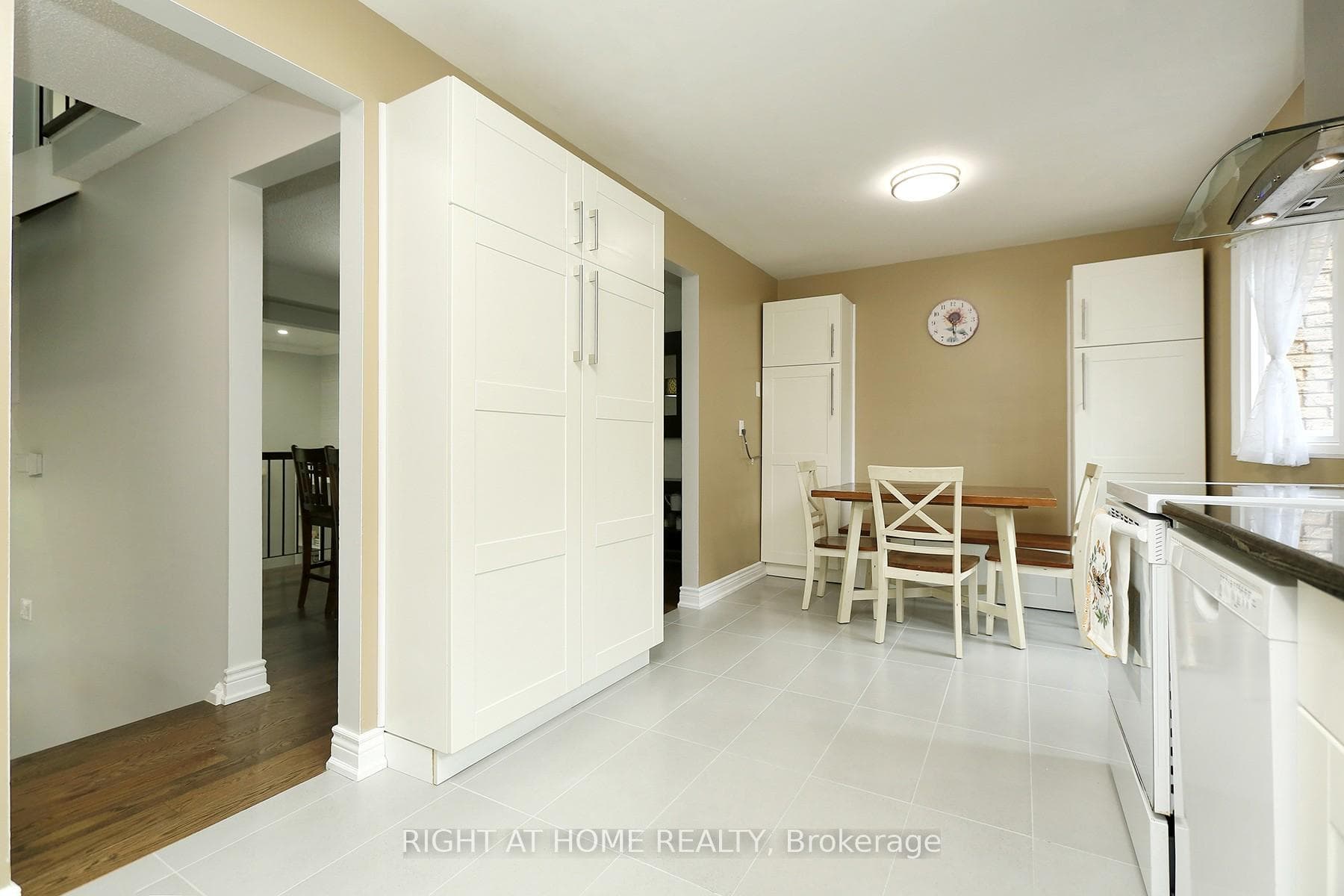 2 Snapdragon Drive photo 16