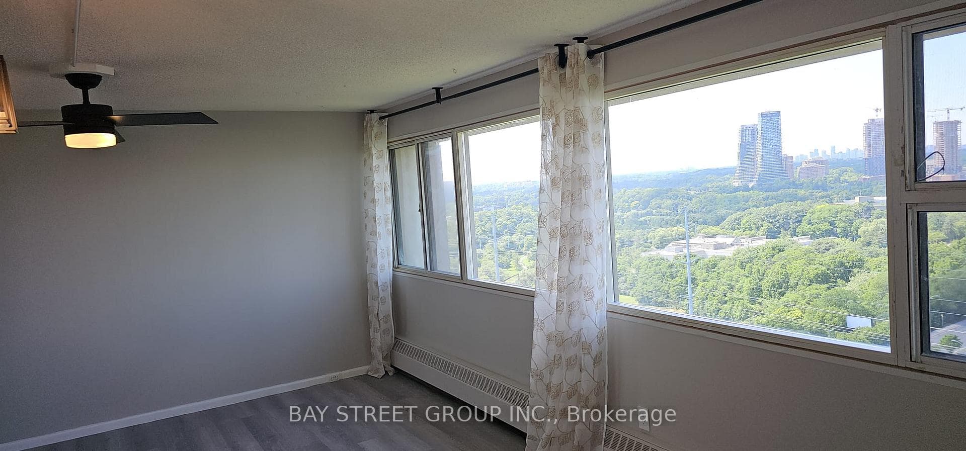 735 Don Mills Road Unit 1901 photo 20