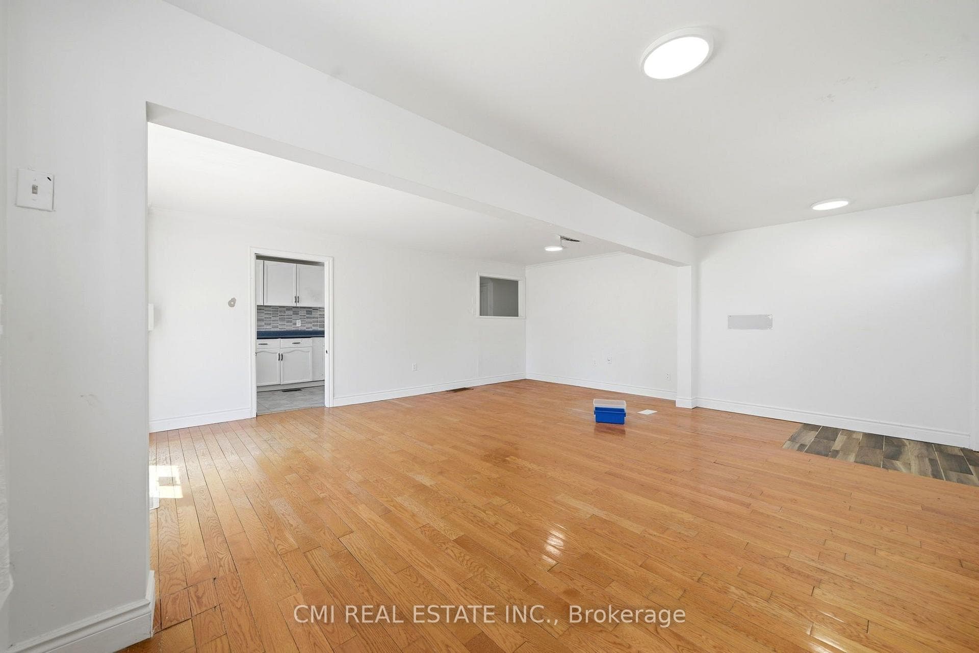 1 Mccuaig Court photo 11