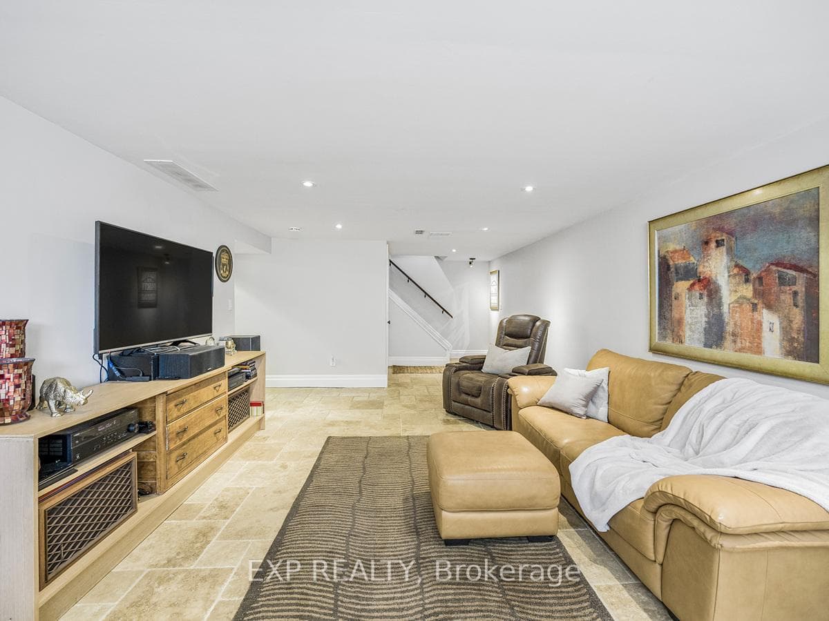 168 Delrex Boulevard photo 27