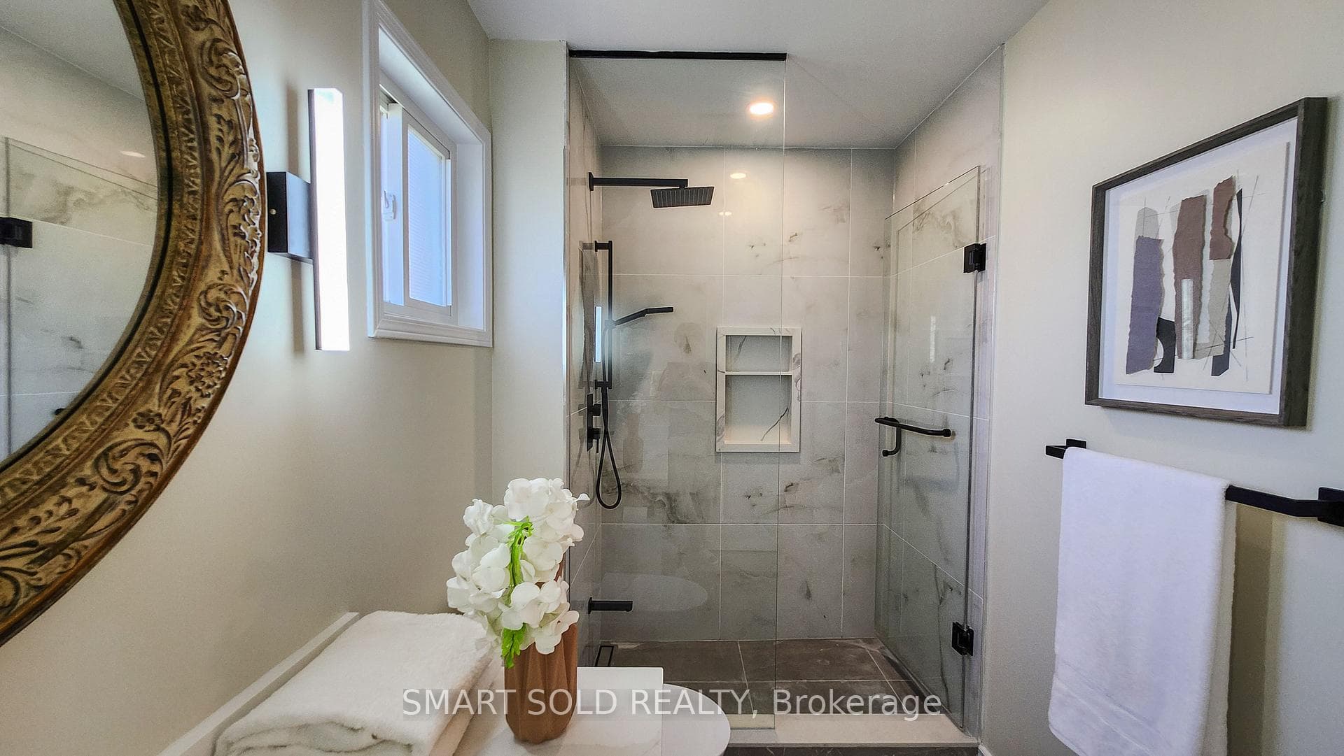 82 Edward Jeffreys Avenue photo 33