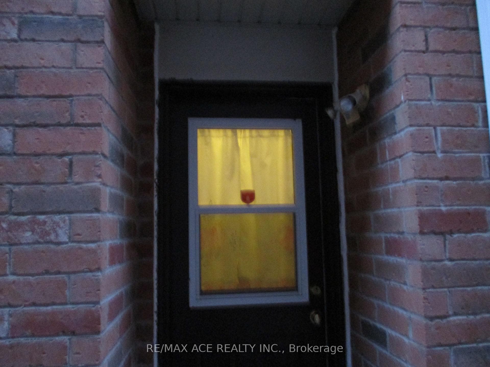 66 Meandering Trail Unit Bsmt photo 2