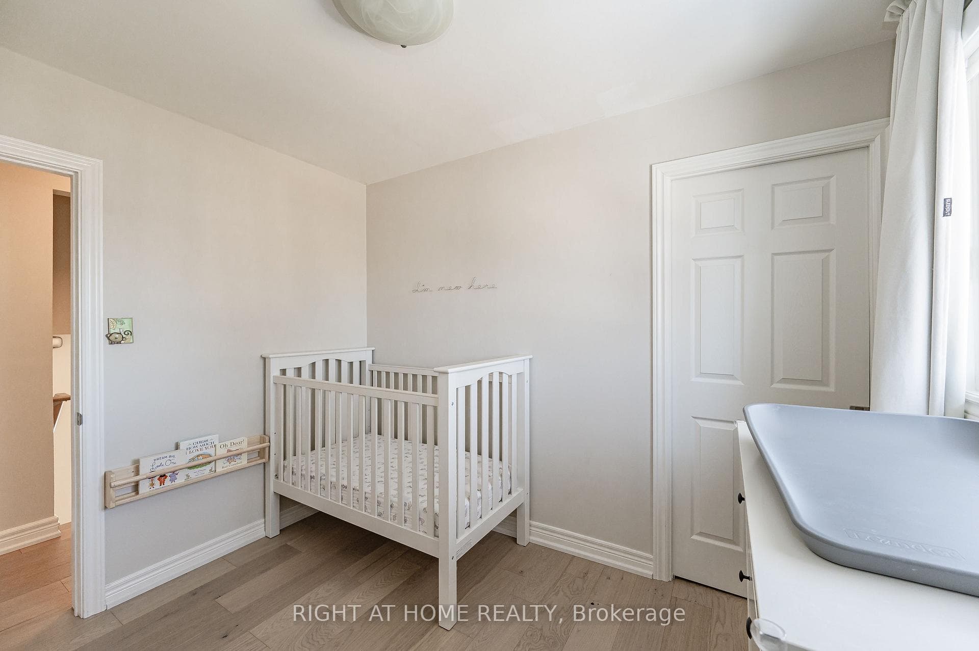 1600 Hobbs Crescent photo 21