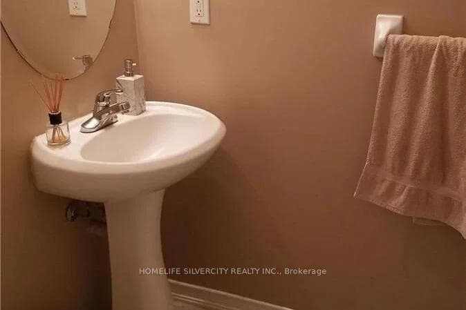 222 Edenbrook Hill Drive photo 10