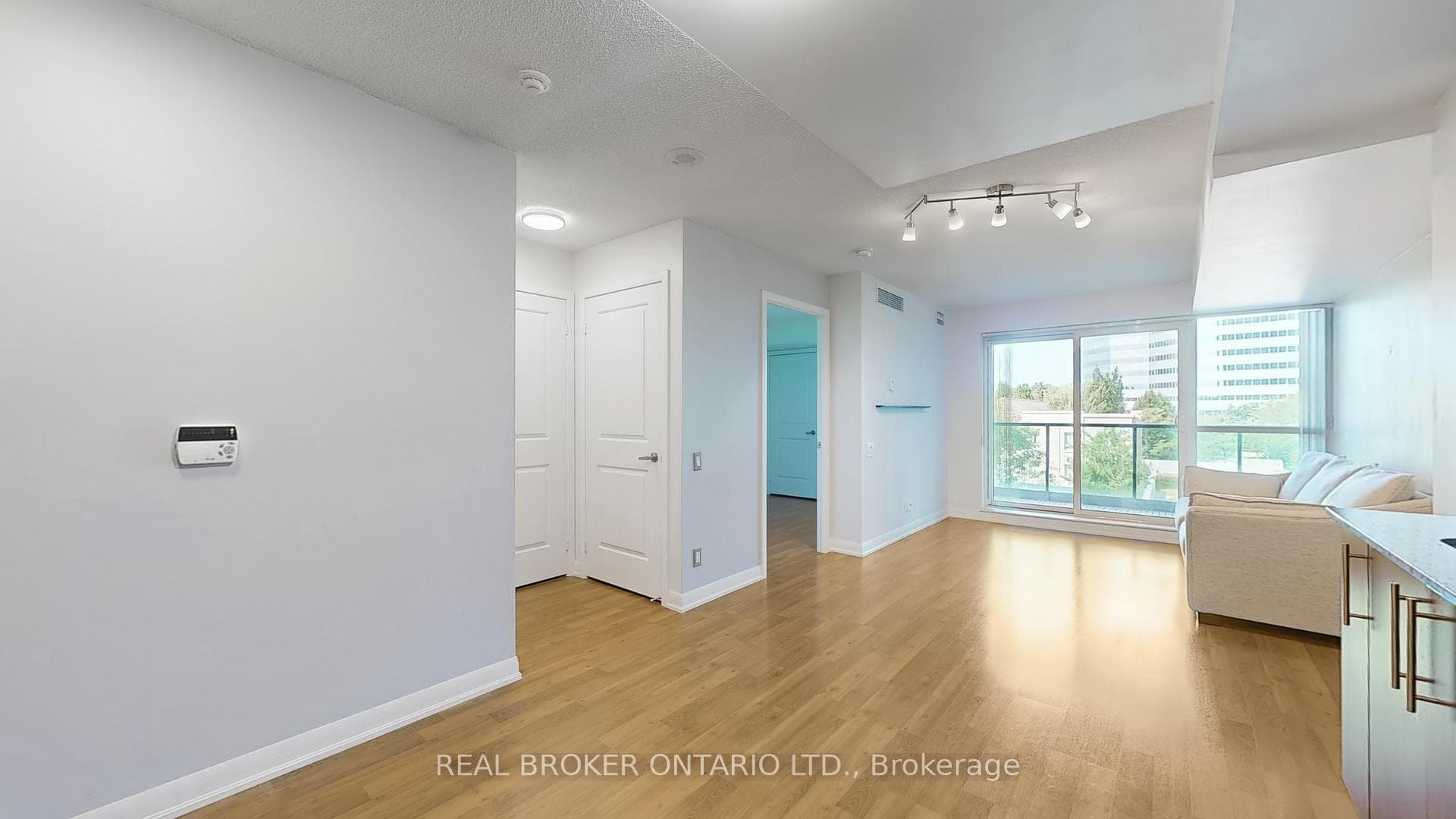 17 Anndale Drive Unit 301 photo 18