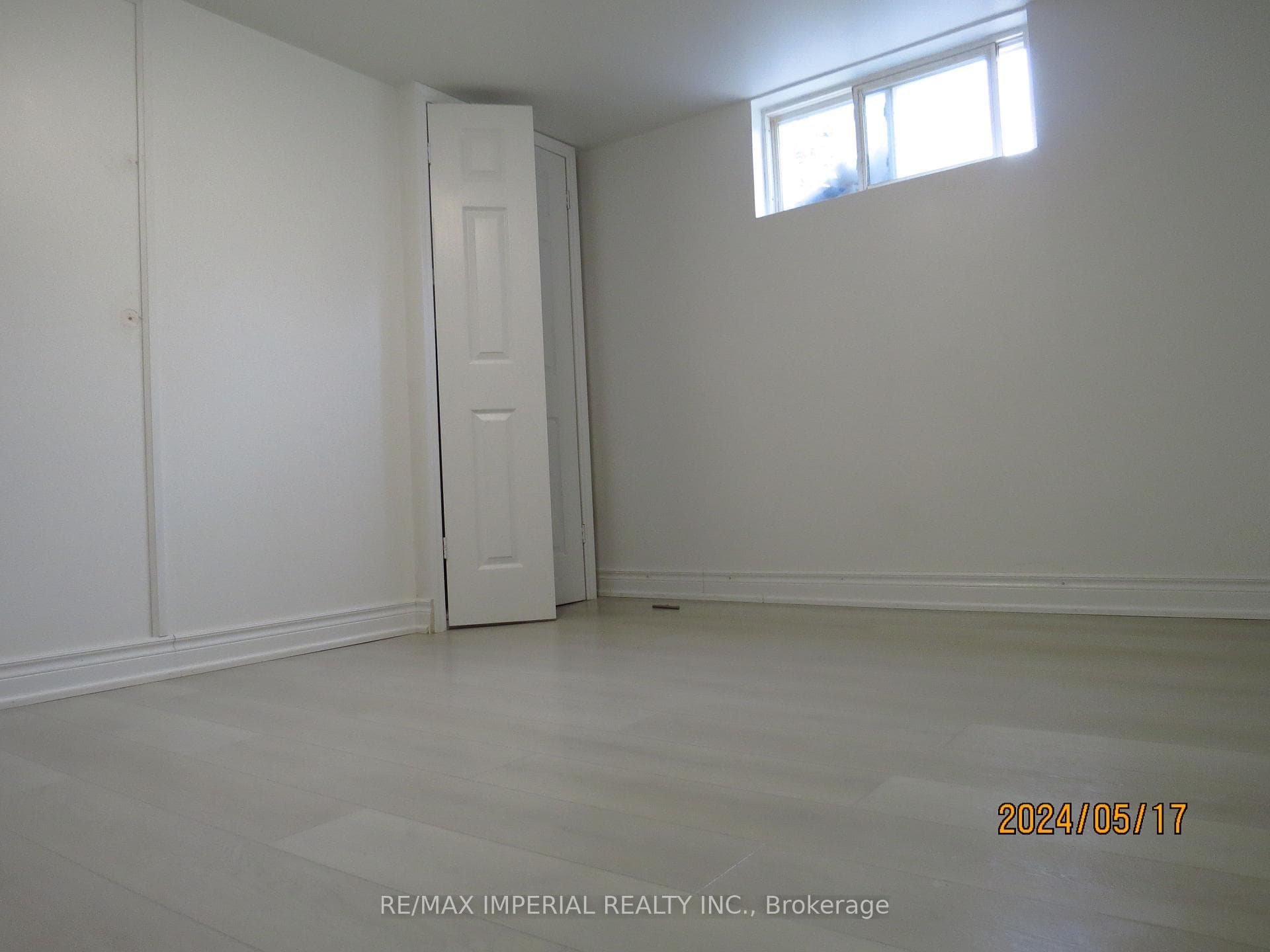 47 kempsell Crescent photo 3