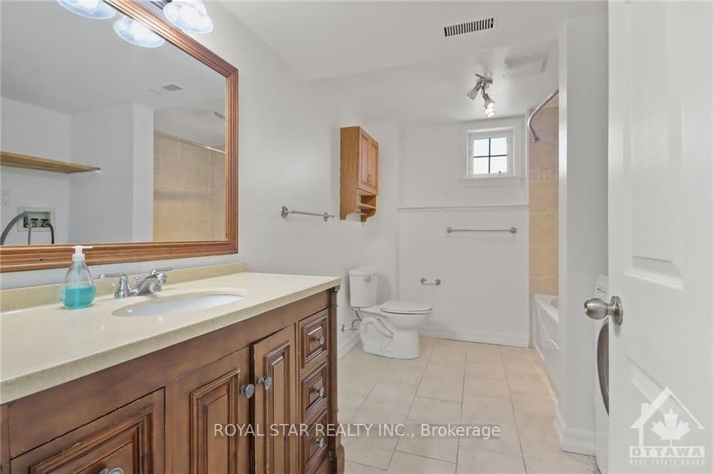 5925 PRINCE OF WALES Drive photo 26