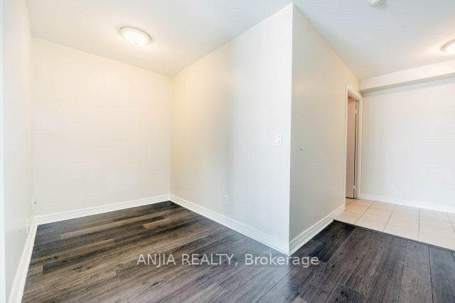50 Town Centre Court Unit 2308 photo 11