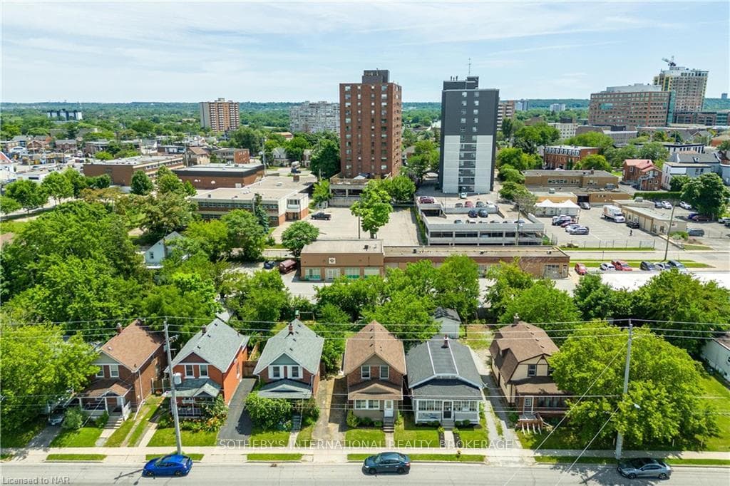 150 WELLAND Avenue photo 20