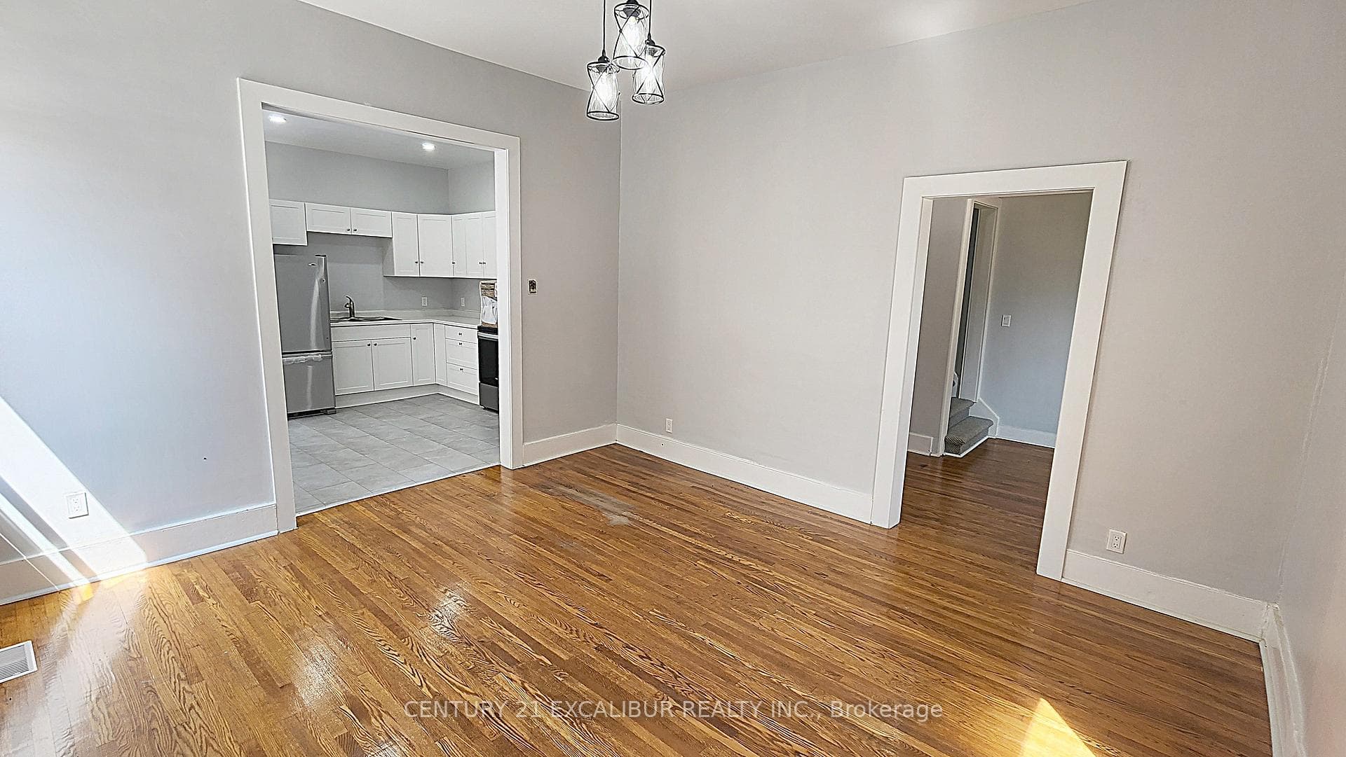272 Isabella Street photo 13