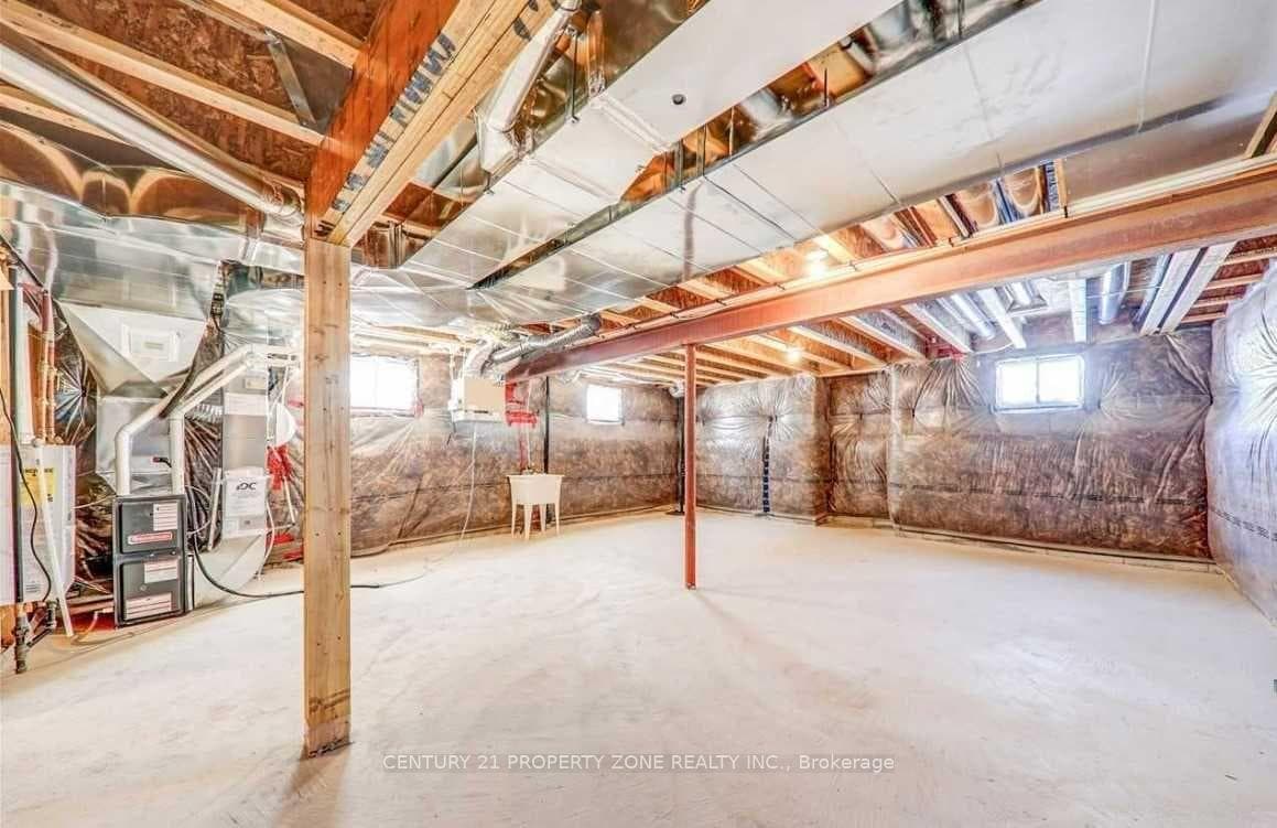 417 Gordon Krantz Avenue photo 30