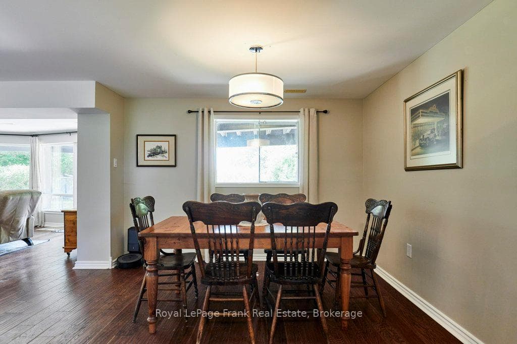 156 Acton Road photo 37