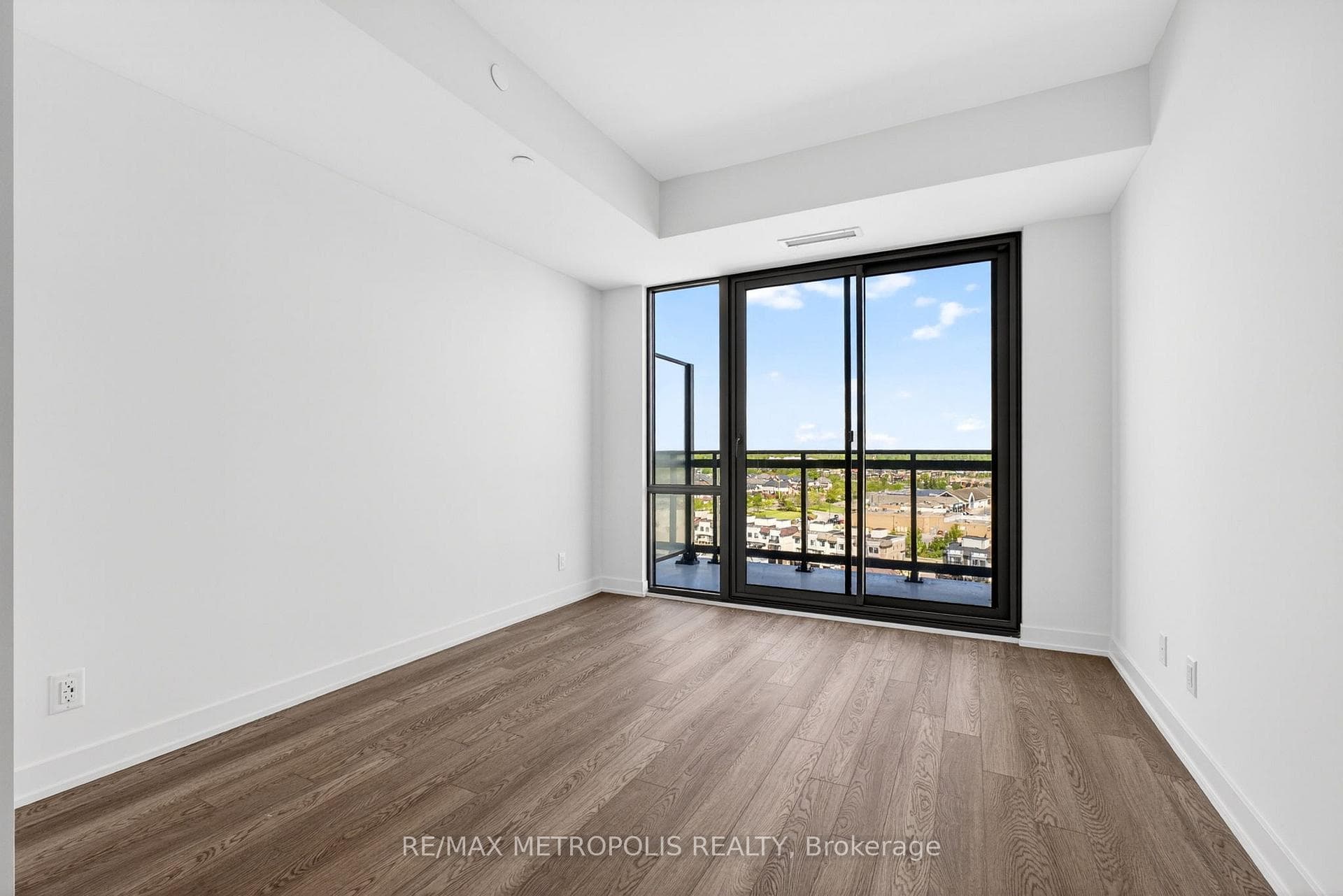 51 Clarington Boulevard Unit 1216 photo 16
