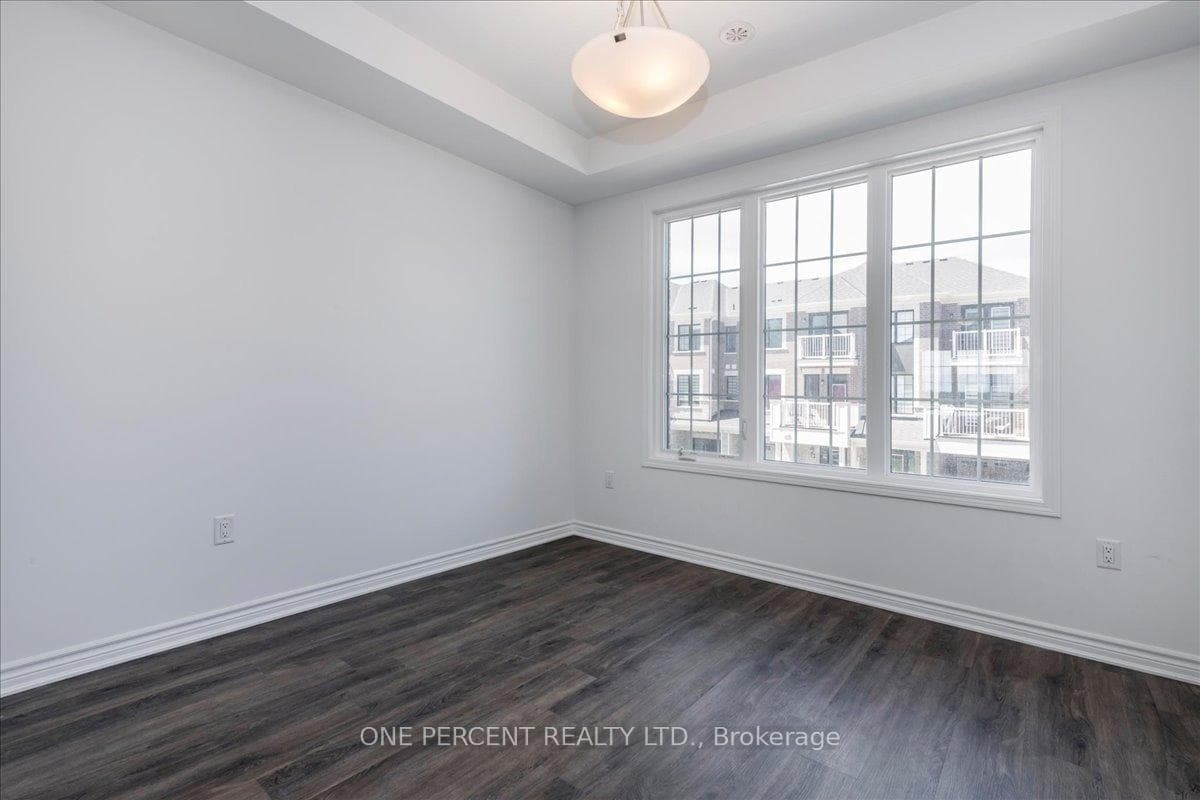 16 Pearen Lane photo 15