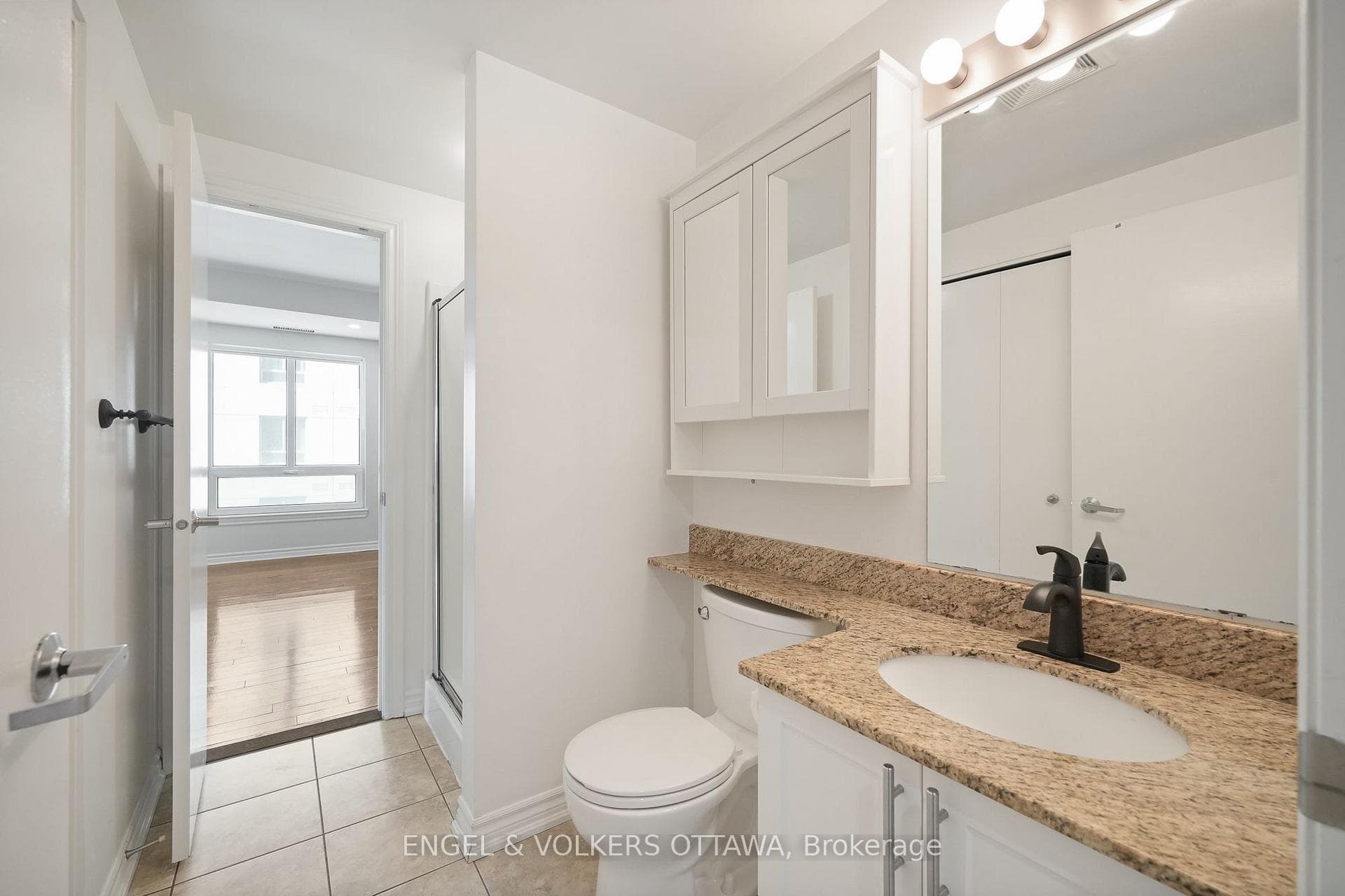234 Rideau Street Unit 1112 photo 16