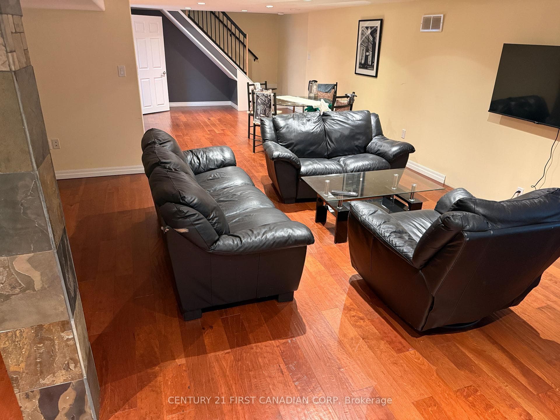 49 Woodward Avenue photo 14