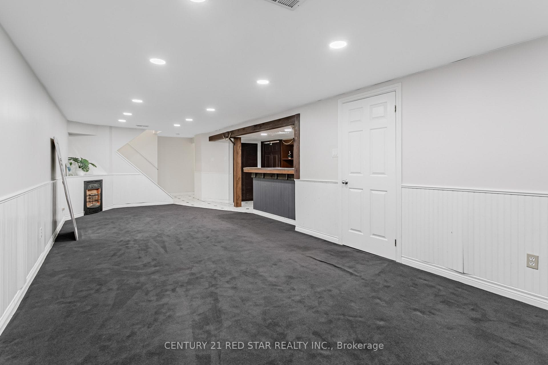 56 Silverthorne Bush Drive photo 28