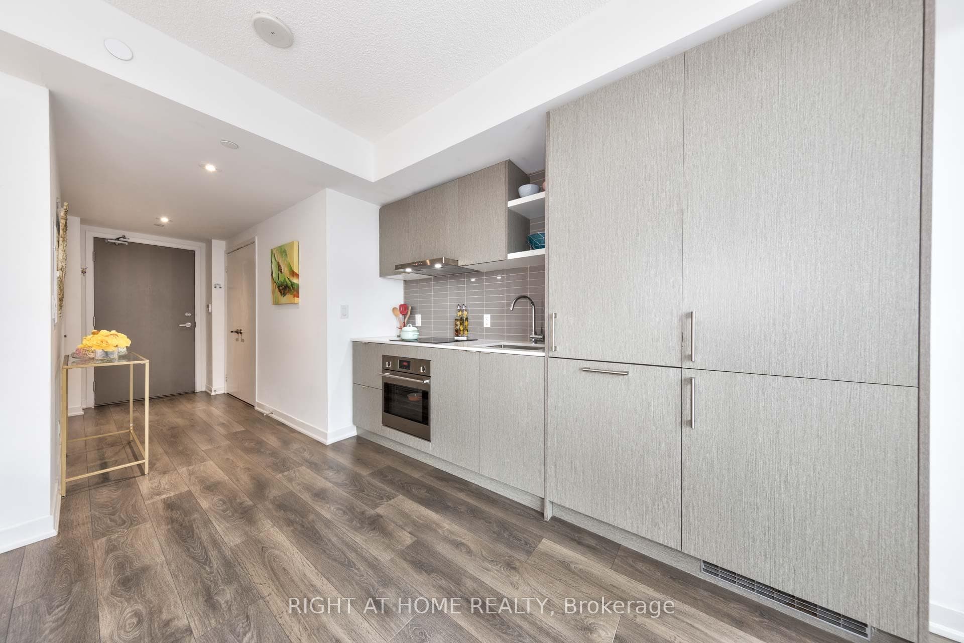 100 Harbour Street Unit 1408 photo 6