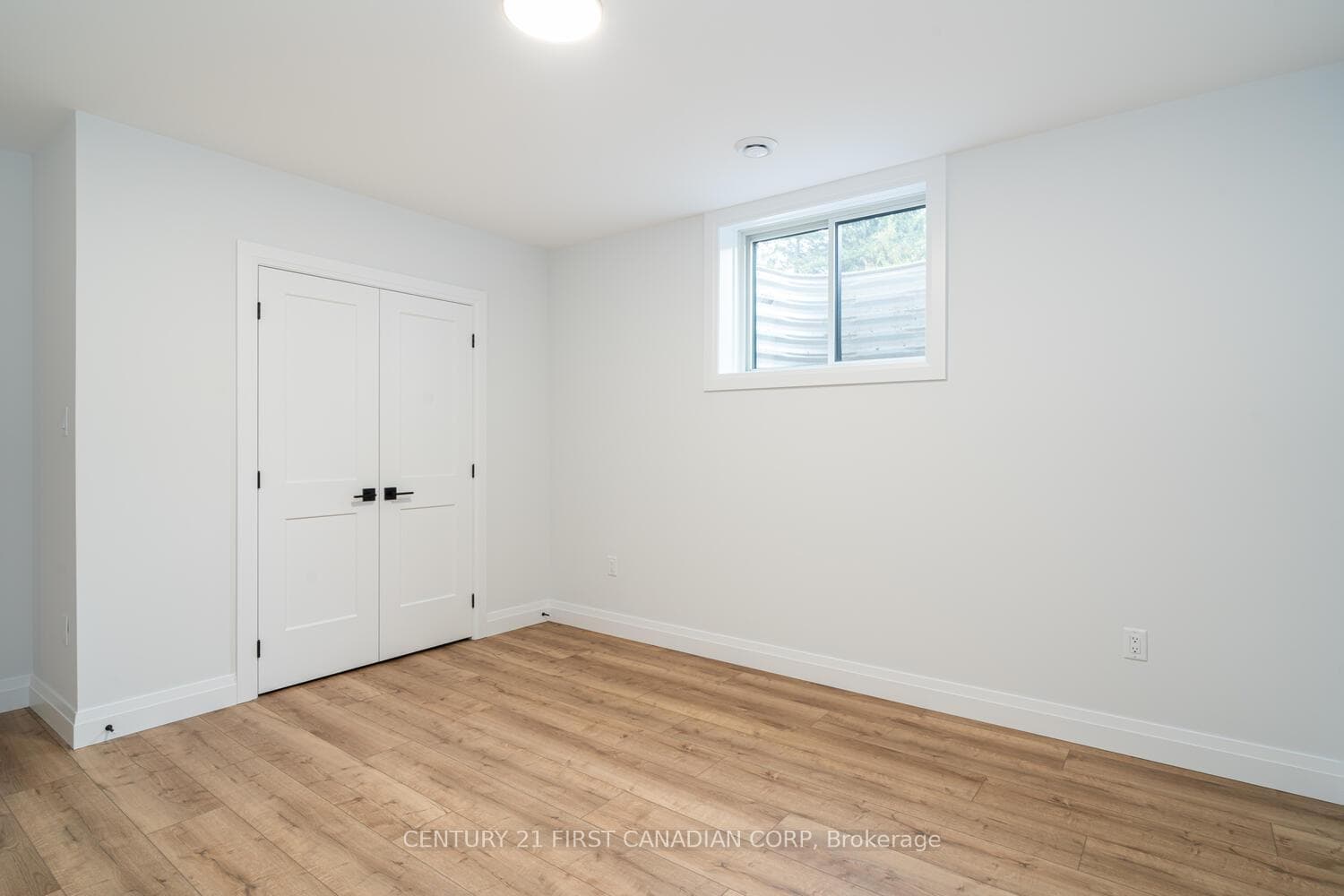 80 PRINCETON Terrace photo 34