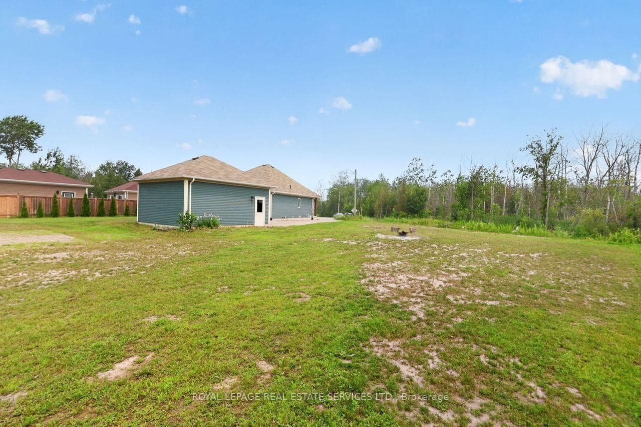 74 Robert Street photo 33