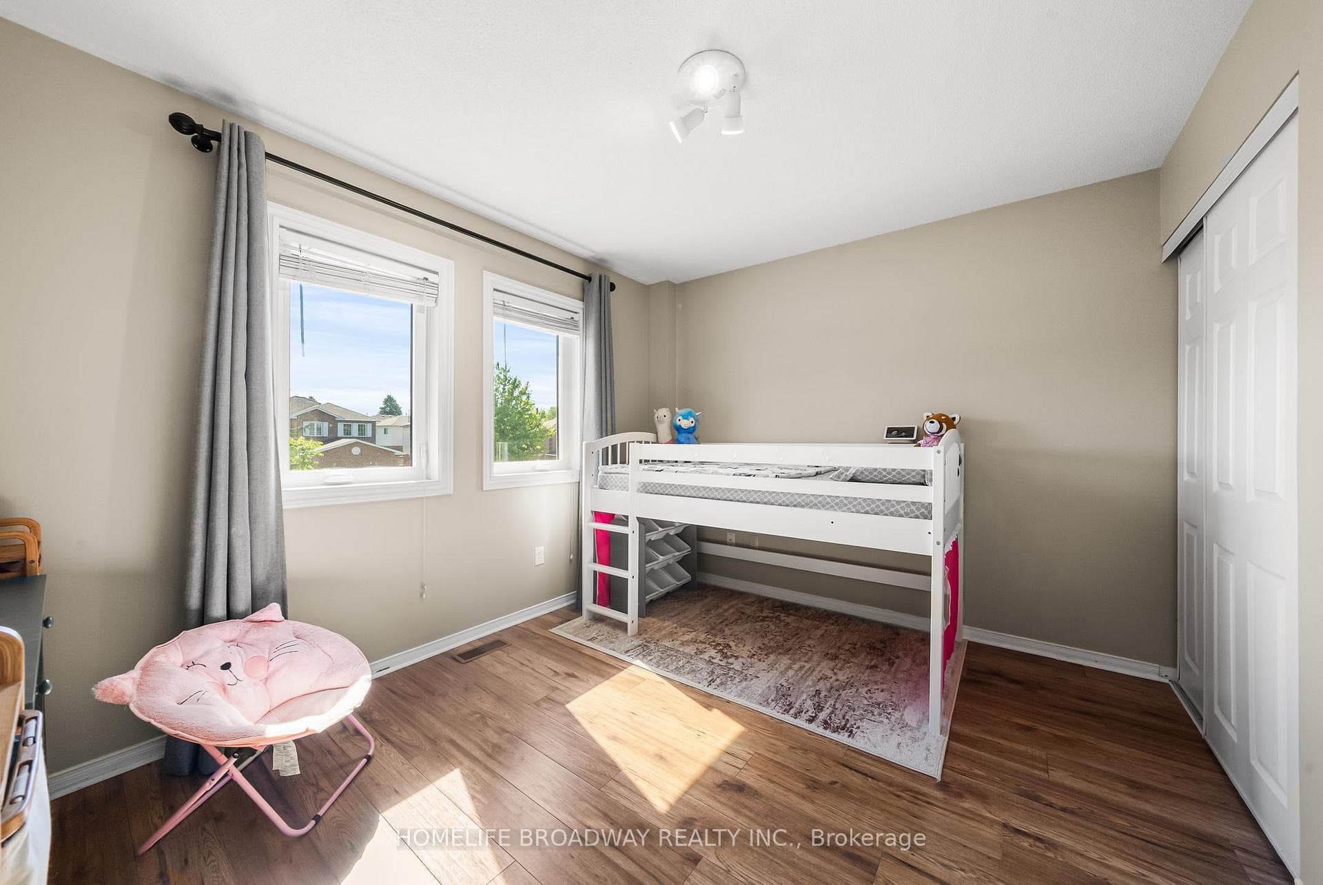 64 Bonnycastle Drive photo 26