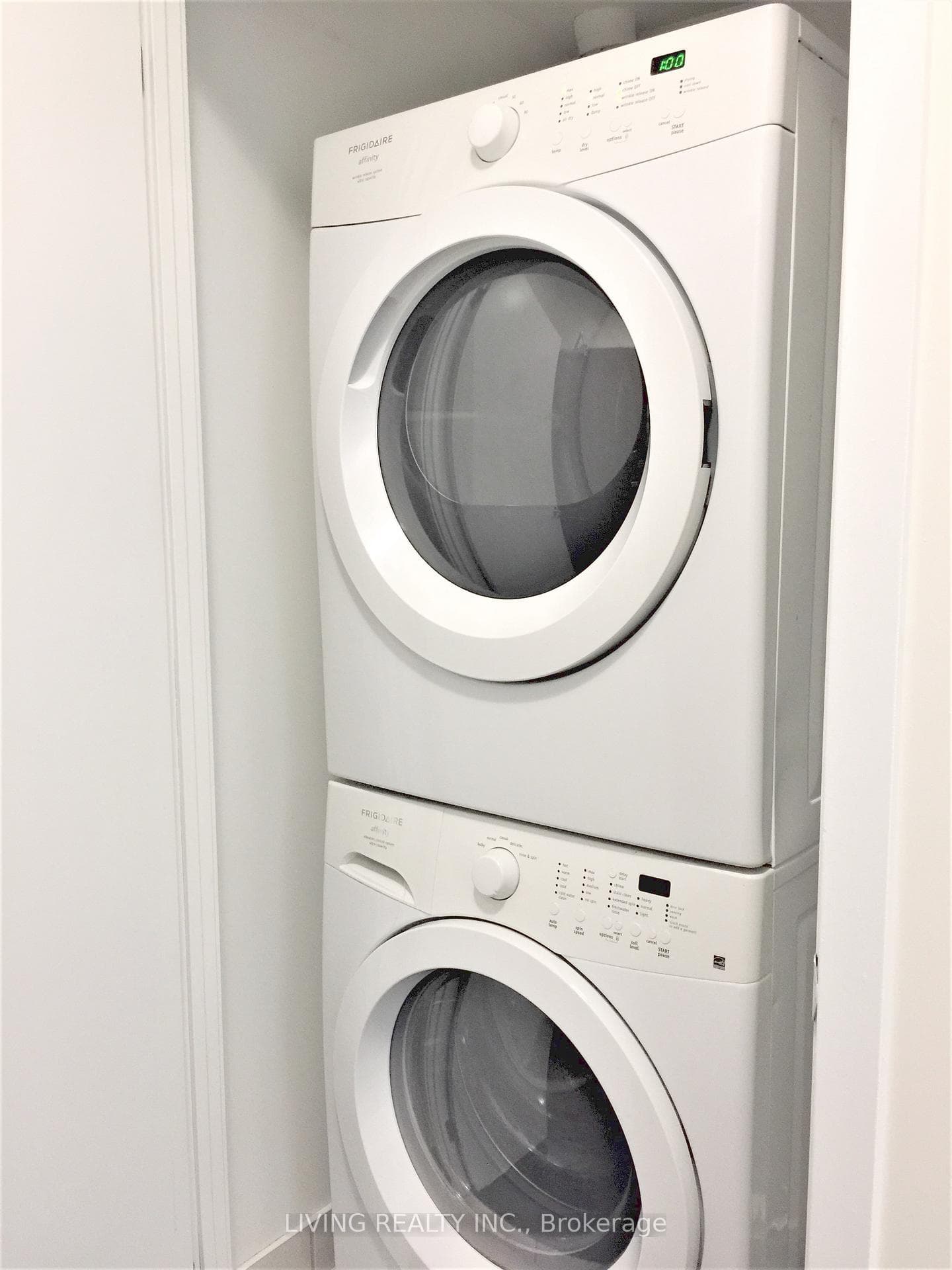 360 Square One Drive Unit 2205 photo 13