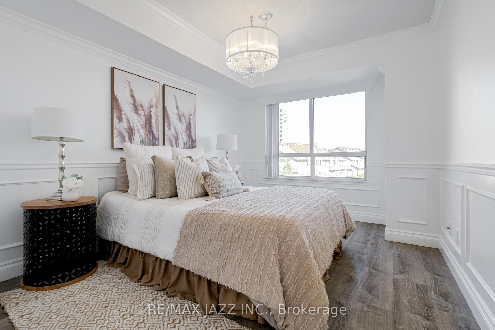 1200 The Esplanade N/A Unit 415 photo 32