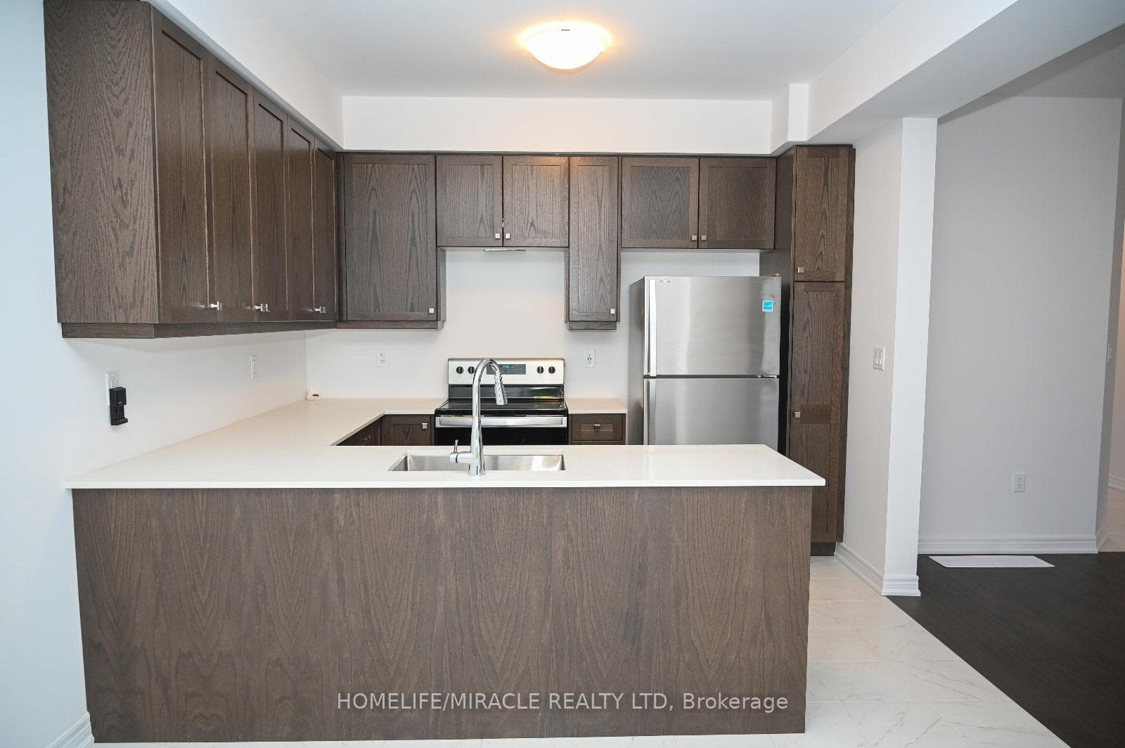 6 Broddy Avenue photo 35