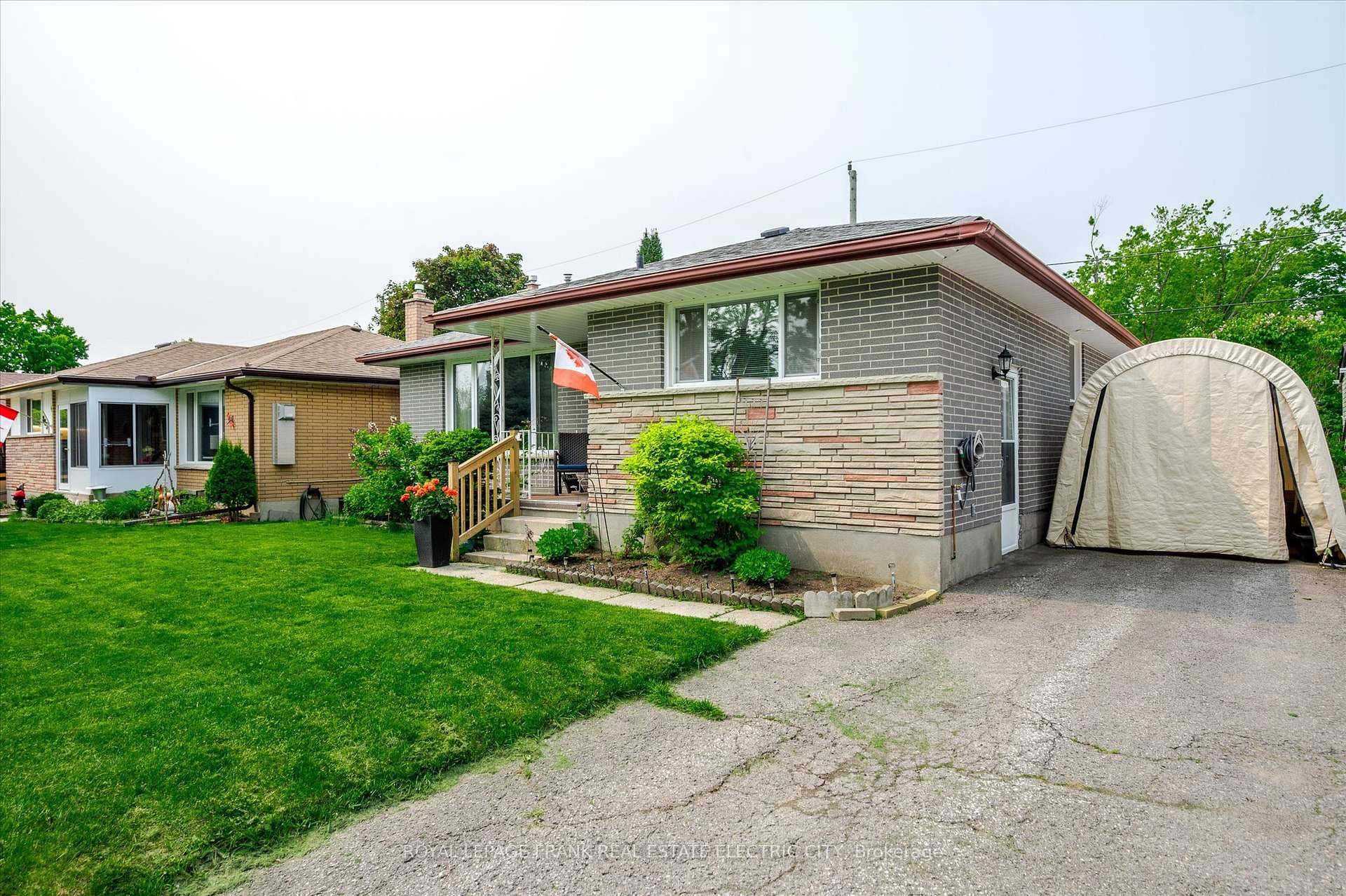 887 Westdale Avenue photo 3