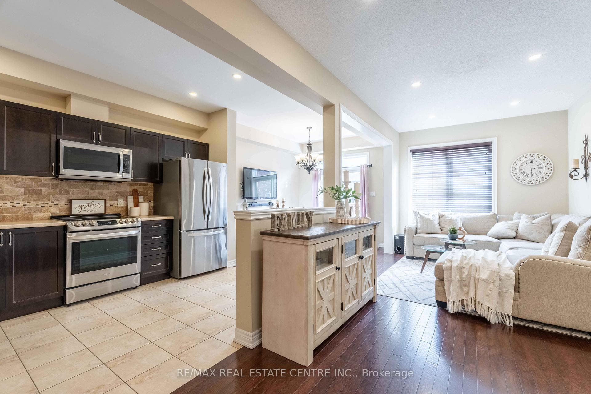 45 Seabreeze Crescent Unit 10 photo 4