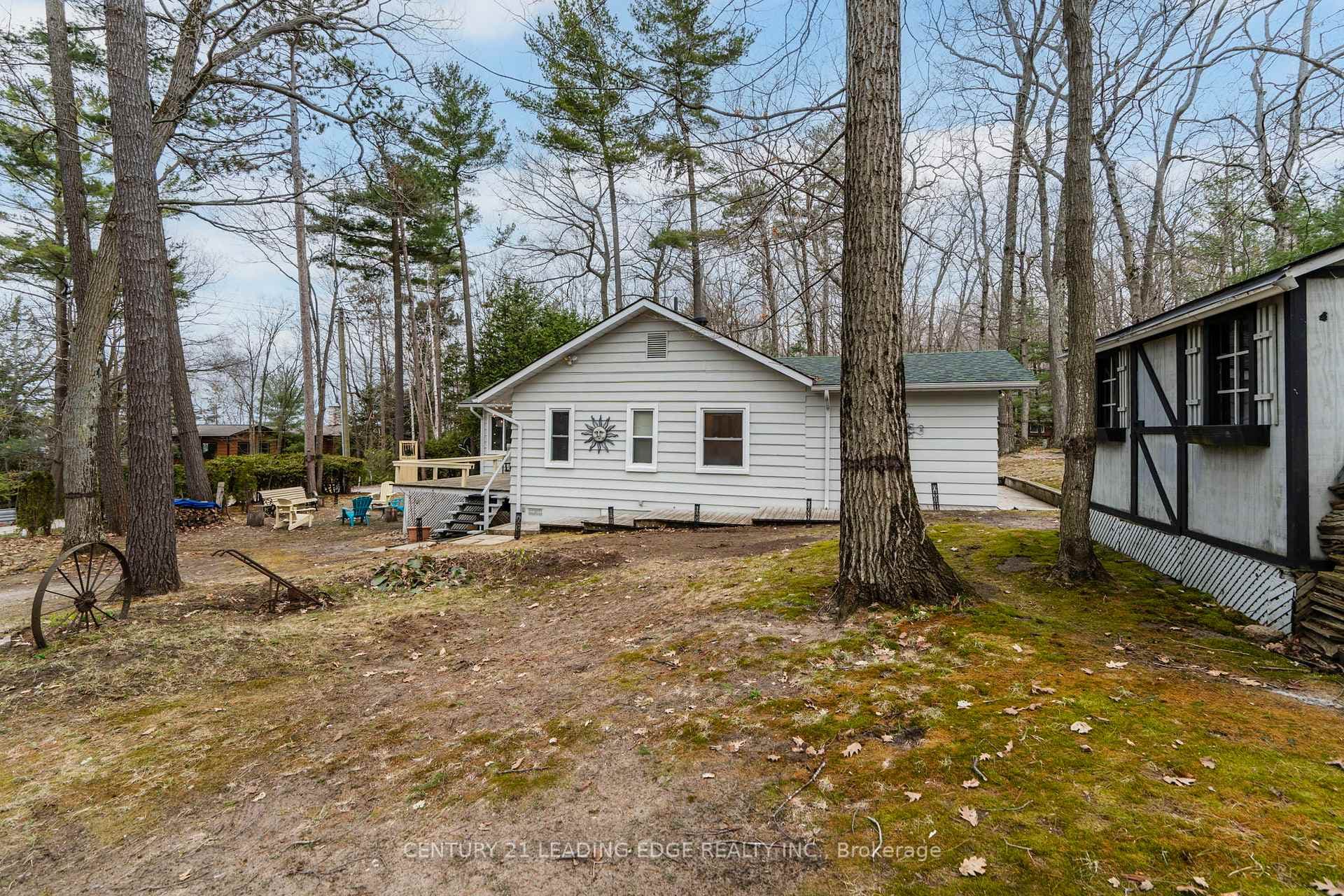 19 Beau Rivage Avenue photo 43