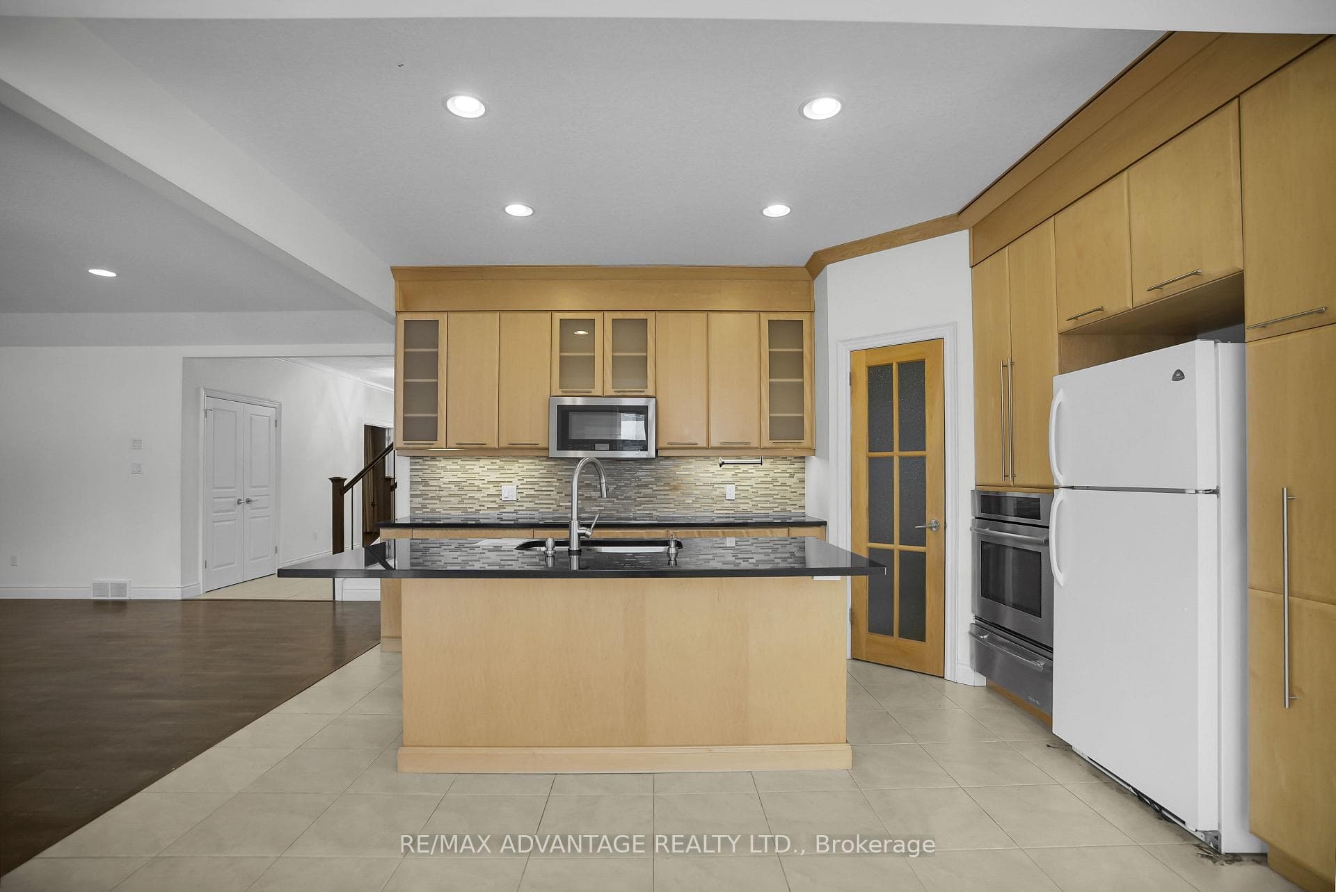 2601 Tucker Court photo 9