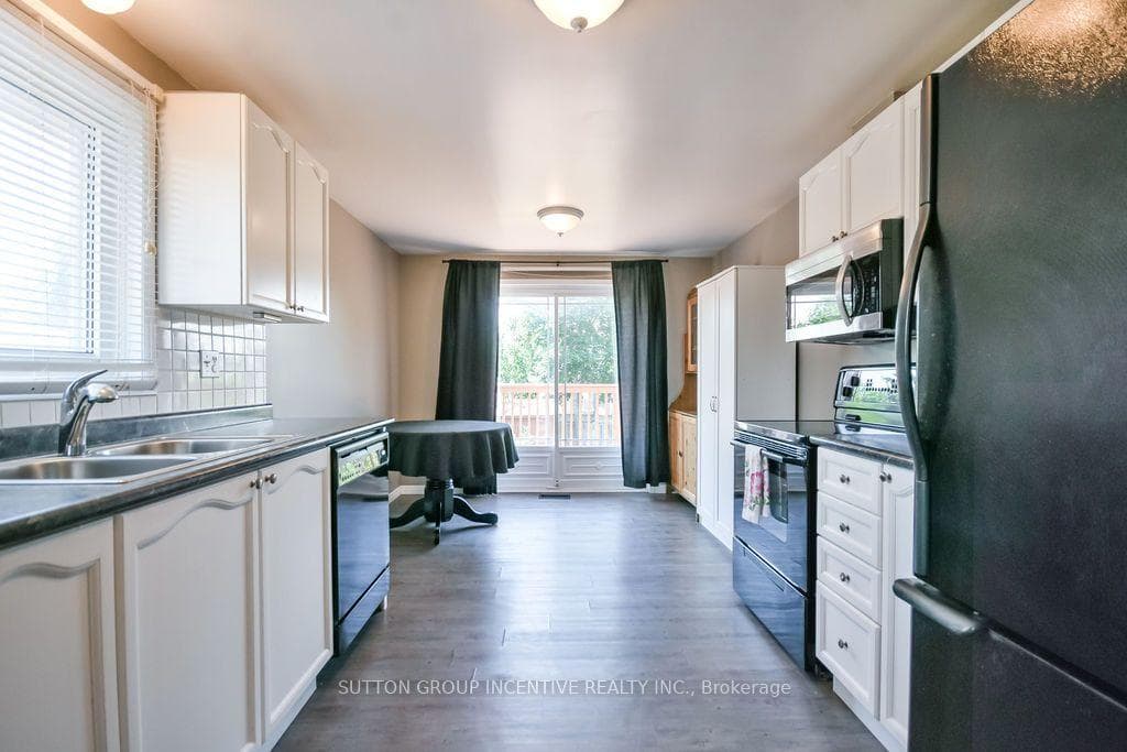 10 Palling Lane photo 21