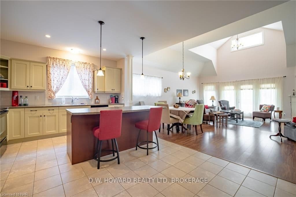 87 SUNRISE Court photo 9