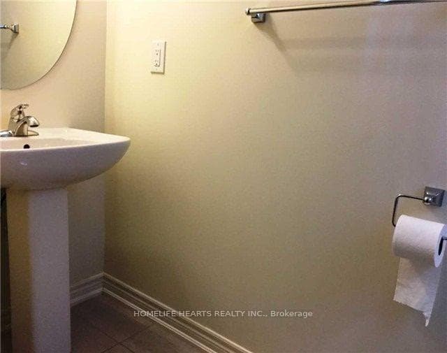 52 Hogan Manor Drive photo 6
